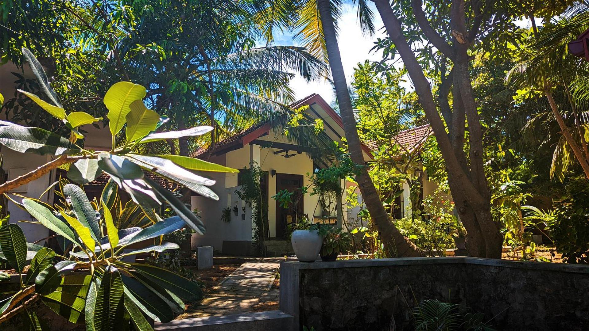 Hilltop House Hotel Arugam Bay Exterior photo